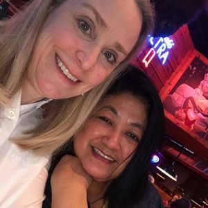 Meet your Posher, Emie